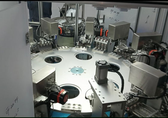 Turntable Type Infusion Bottle Double-Fold Cap Assembly Machine