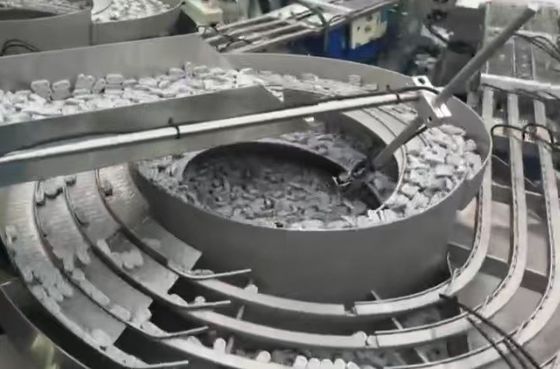 Customizable Euro Cap Assembly Machine For Plastic IV Infusion Bags And Bottles High Precision