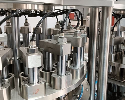 Stainless Steel And Aluminum Alloy Euro Cap Assembly Machine With Independent Driving Source Easy Maintenance