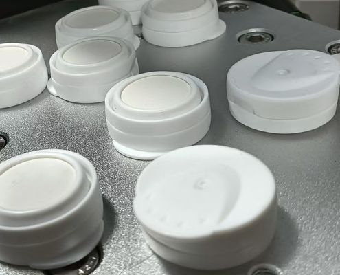 Daily Necessities Assembly Machine For Desiccant Caps Automatic Filling And Sealing And Customizable For Pharmaceutical And Health Care