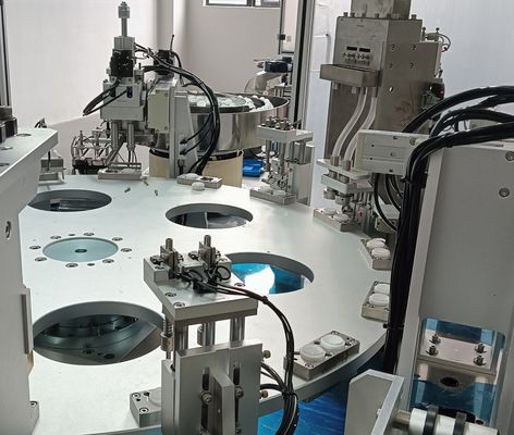 Automatic Desiccant cap with Daily Necessities Assembly Machine