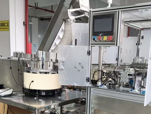 Euro Cap Assembly Machine with Servo Motor and Indexing Drive Long Service Life International Feeding Vibrator