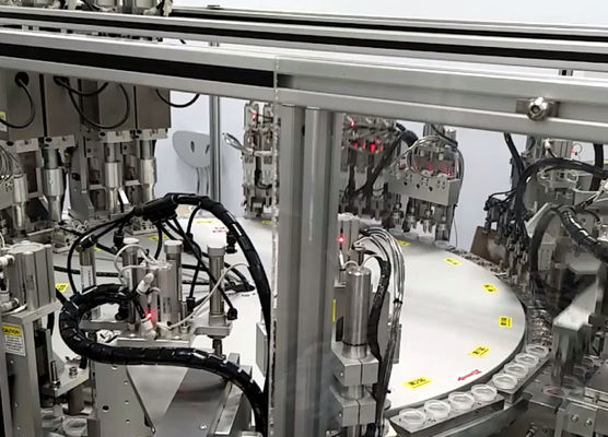 High Operation Rate Euro Cap Assembly Machine With AC380V Power Source And 4kw/hr Power Consumption