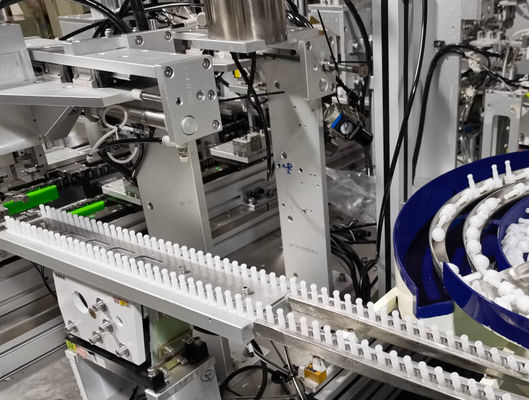 Easy Maintenance And Operation With Independent Manipulators In Daily Necessities Assembly Machine
