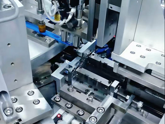 Automated Assembly Machine For Disposable Scalpels Carousel Operation Stainless Steel