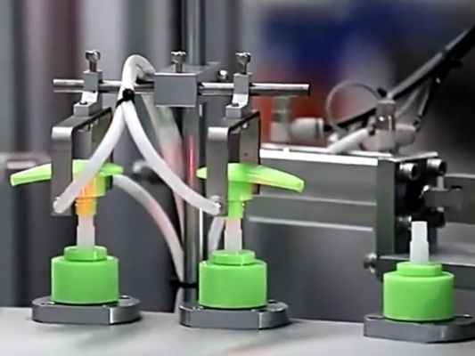 Noise-Reducing Daily Necessities Assembly Machine For Lotion Pumps Trigger Sprayers And More 1 Set / Person Operator