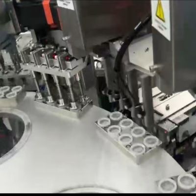 High Precision Euro Cap Assembly Machine Servo Motor Indexing Drive Pneumatic Power